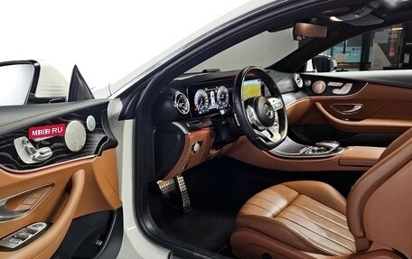 Mercedes-Benz E-Класс, 2018 год, 2 898 000 рублей, 20 фотография