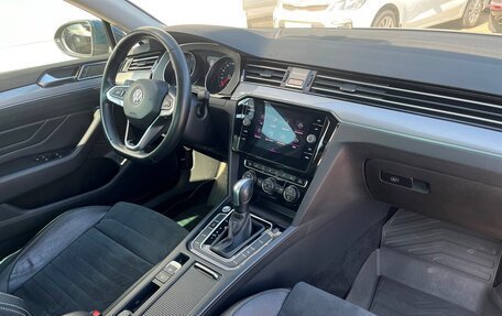 Volkswagen Passat B8 рестайлинг, 2020 год, 2 178 800 рублей, 8 фотография
