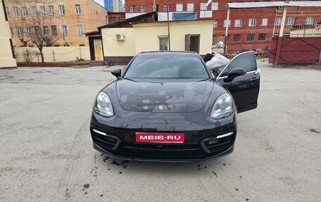 Porsche Panamera II рестайлинг, 2021 год, 11 000 000 рублей, 1 фотография