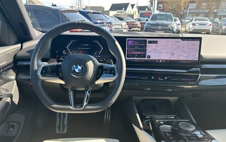 BMW 5 серия, 2025 год, 6 750 000 рублей, 10 фотография
