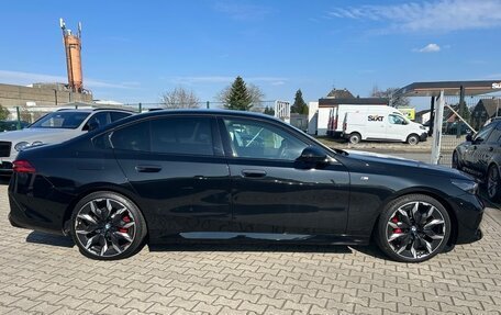 BMW 5 серия, 2025 год, 6 750 000 рублей, 5 фотография