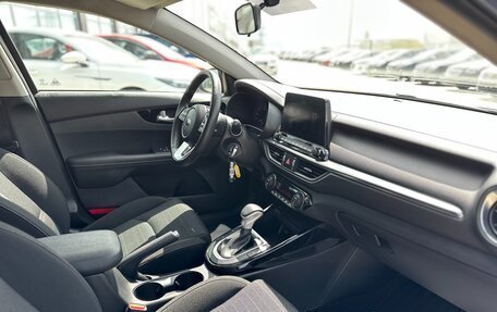 KIA Cerato IV, 2021 год, 2 100 000 рублей, 21 фотография