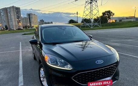 Ford Escape, 2020 год, 2 000 000 рублей, 6 фотография