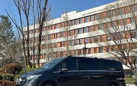 Mercedes-Benz V-Класс, 2021 год, 4 830 000 рублей, 1 фотография