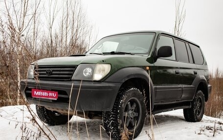 Toyota Land Cruiser Prado 90 рестайлинг, 2002 год, 940 000 рублей, 1 фотография