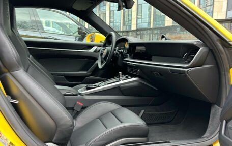 Porsche 911, 2019 год, 15 900 000 рублей, 31 фотография