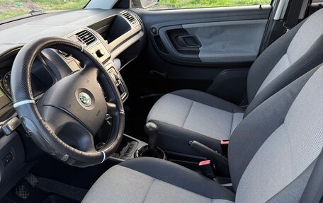Skoda Fabia II, 2009 год, 450 000 рублей, 4 фотография
