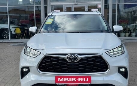 Toyota Highlander, 2025 год, 5 500 000 рублей, 3 фотография