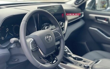 Toyota Highlander, 2025 год, 5 500 000 рублей, 13 фотография