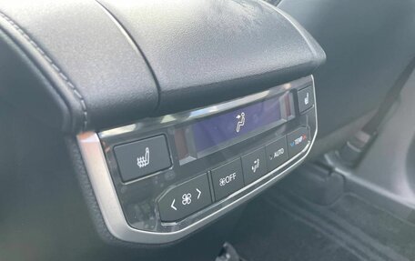 Toyota Highlander, 2025 год, 5 500 000 рублей, 32 фотография