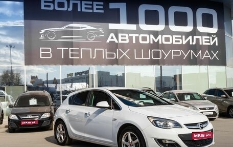 Opel Astra J, 2012 год, 600 000 рублей, 1 фотография