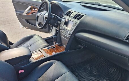 Toyota Camry, 2009 год, 1 190 000 рублей, 15 фотография