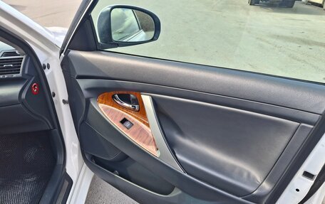 Toyota Camry, 2009 год, 1 190 000 рублей, 17 фотография