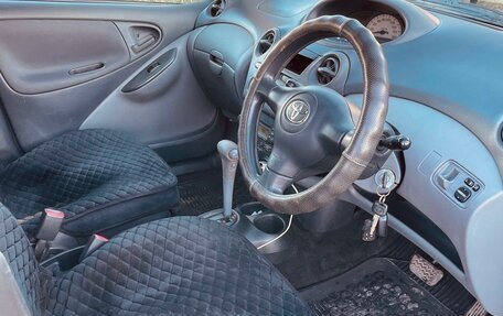 Toyota Vitz, 2003 год, 450 000 рублей, 8 фотография