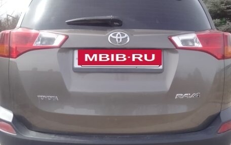 Toyota RAV4, 2014 год, 2 000 000 рублей, 4 фотография