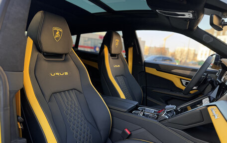 Lamborghini Urus I, 2025 год, 41 500 000 рублей, 30 фотография