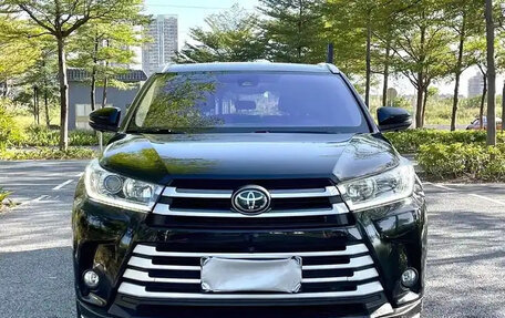 Toyota Highlander III, 2021 год, 2 755 525 рублей, 2 фотография