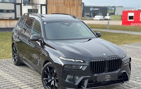 BMW X7, 2022 год, 9 900 000 рублей, 8 фотография