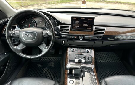 Audi A8, 2010 год, 1 390 000 рублей, 11 фотография