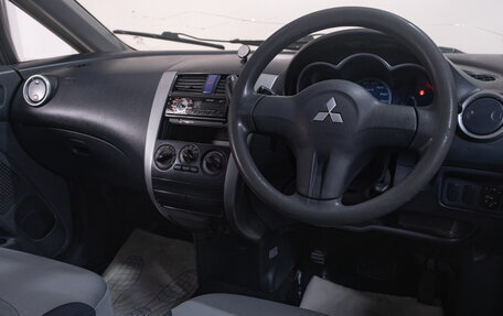 Mitsubishi Colt VI рестайлинг, 2003 год, 359 000 рублей, 9 фотография