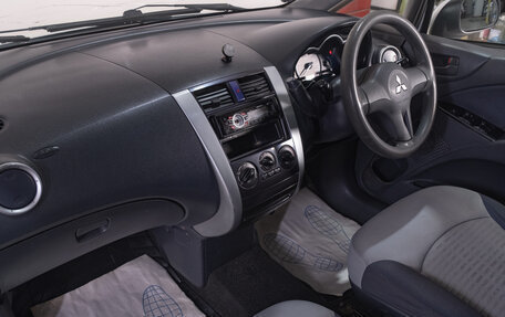 Mitsubishi Colt VI рестайлинг, 2003 год, 359 000 рублей, 16 фотография