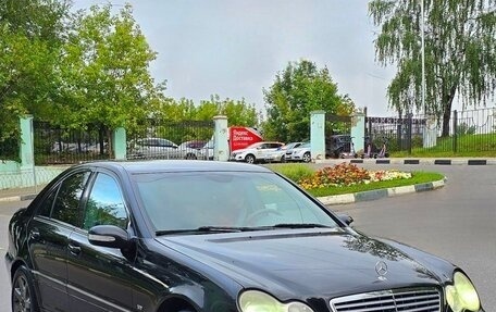 Mercedes-Benz C-Класс, 2005 год, 650 000 рублей, 5 фотография