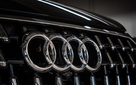 Audi A8, 2022 год, 14 300 000 рублей, 13 фотография