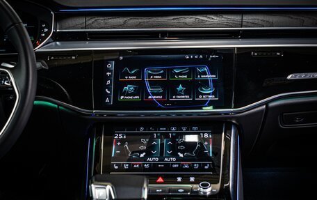 Audi A8, 2022 год, 14 300 000 рублей, 23 фотография