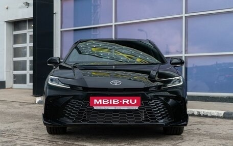 Toyota Camry, 2024 год, 4 500 000 рублей, 2 фотография