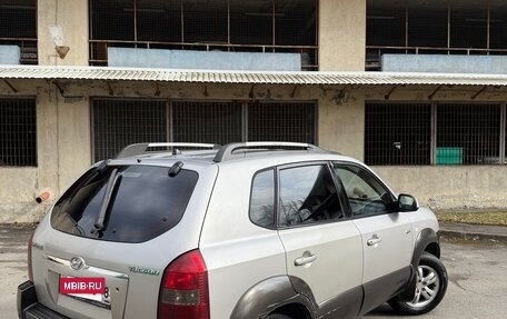 Hyundai Tucson III, 2005 год, 595 000 рублей, 4 фотография