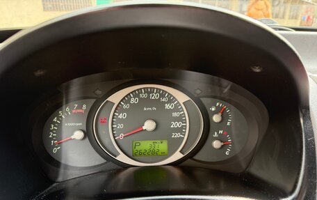 Hyundai Tucson III, 2005 год, 595 000 рублей, 10 фотография