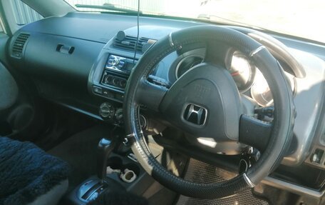Honda Fit III, 2001 год, 310 000 рублей, 8 фотография