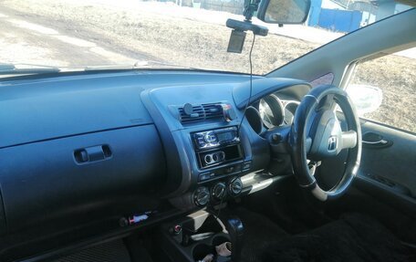Honda Fit III, 2001 год, 310 000 рублей, 10 фотография