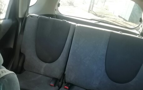 Honda Fit III, 2001 год, 310 000 рублей, 12 фотография