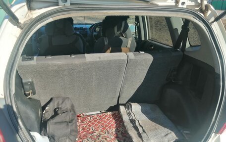 Honda Fit III, 2001 год, 310 000 рублей, 9 фотография