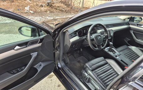 Volkswagen Passat B8 рестайлинг, 2015 год, 1 740 000 рублей, 6 фотография