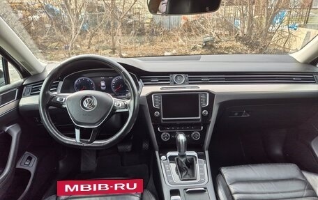 Volkswagen Passat B8 рестайлинг, 2015 год, 1 740 000 рублей, 7 фотография