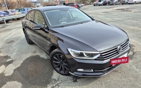 Volkswagen Passat B8 рестайлинг, 2015 год, 1 740 000 рублей, 4 фотография