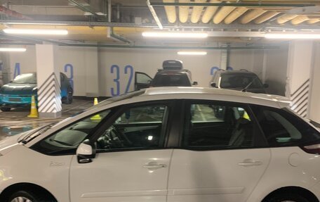 Citroen C4 Picasso II рестайлинг, 2012 год, 850 000 рублей, 5 фотография