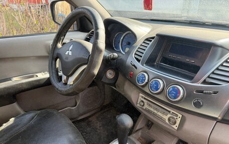 Mitsubishi L200 IV рестайлинг, 2008 год, 850 000 рублей, 11 фотография