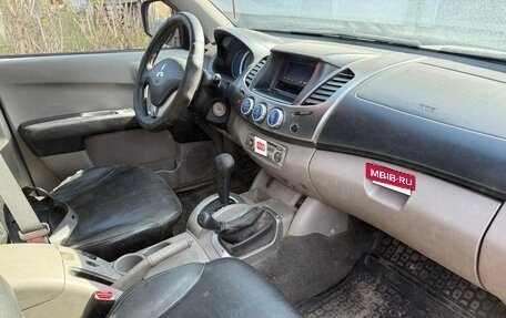 Mitsubishi L200 IV рестайлинг, 2008 год, 850 000 рублей, 7 фотография