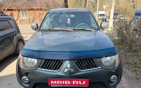Mitsubishi L200 IV рестайлинг, 2008 год, 850 000 рублей, 2 фотография