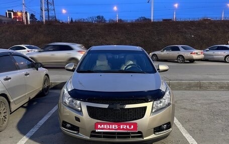 Chevrolet Cruze II, 2011 год, 800 000 рублей, 1 фотография