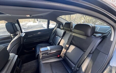 BMW 7 серия, 2011 год, 1 750 000 рублей, 16 фотография