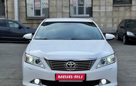 Toyota Camry, 2013 год, 1 930 000 рублей, 2 фотография