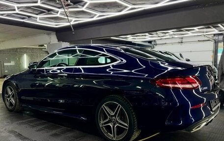 Mercedes-Benz C-Класс, 2019 год, 3 400 000 рублей, 6 фотография