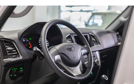 ЛуАЗ Pickup, 2025 год, 2 067 000 рублей, 12 фотография