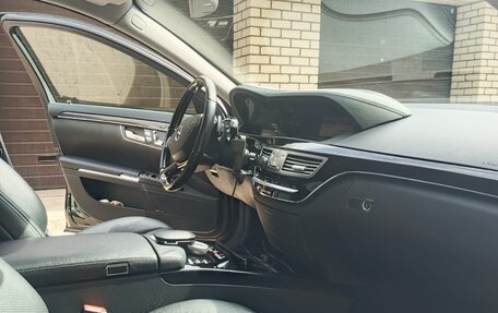 Mercedes-Benz S-Класс, 2011 год, 2 100 000 рублей, 13 фотография