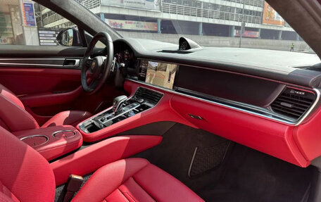 Porsche Panamera II рестайлинг, 2022 год, 12 300 000 рублей, 16 фотография