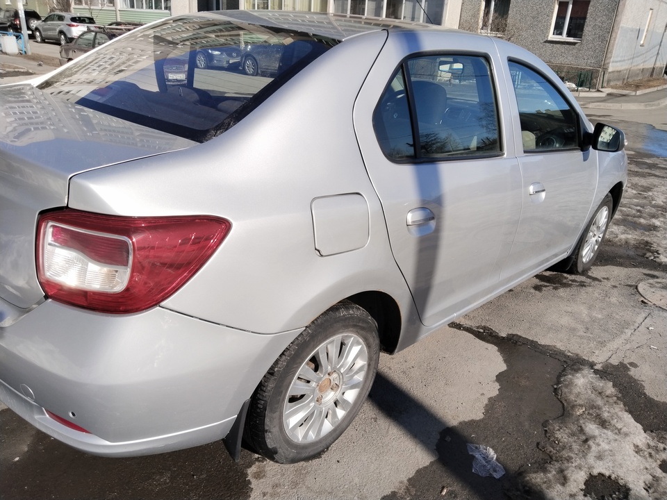 Renault Logan II, 2014 год, 500 000 рублей, 5 фотография